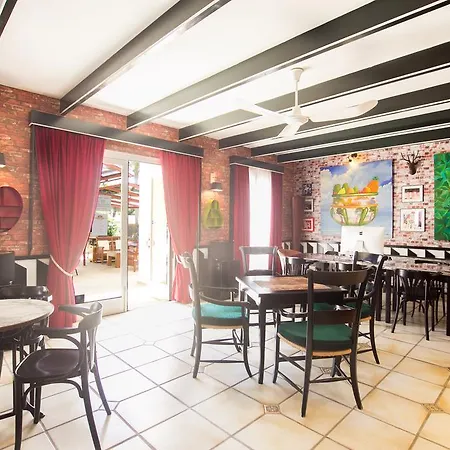 Club Pueblo Menorquin * Ciutadella (Menorca)
